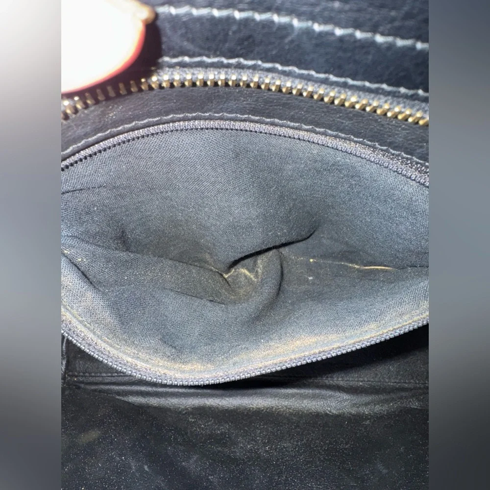 1990s Gianni Versace Couture Medallion Black leather Chain Bag - Picture 8 of 12